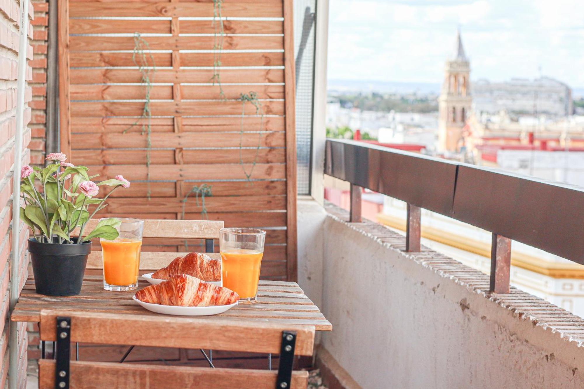 Stunning Apt W Views To Giralda - 15 Minutes Walk Sevilla Eksteriør billede