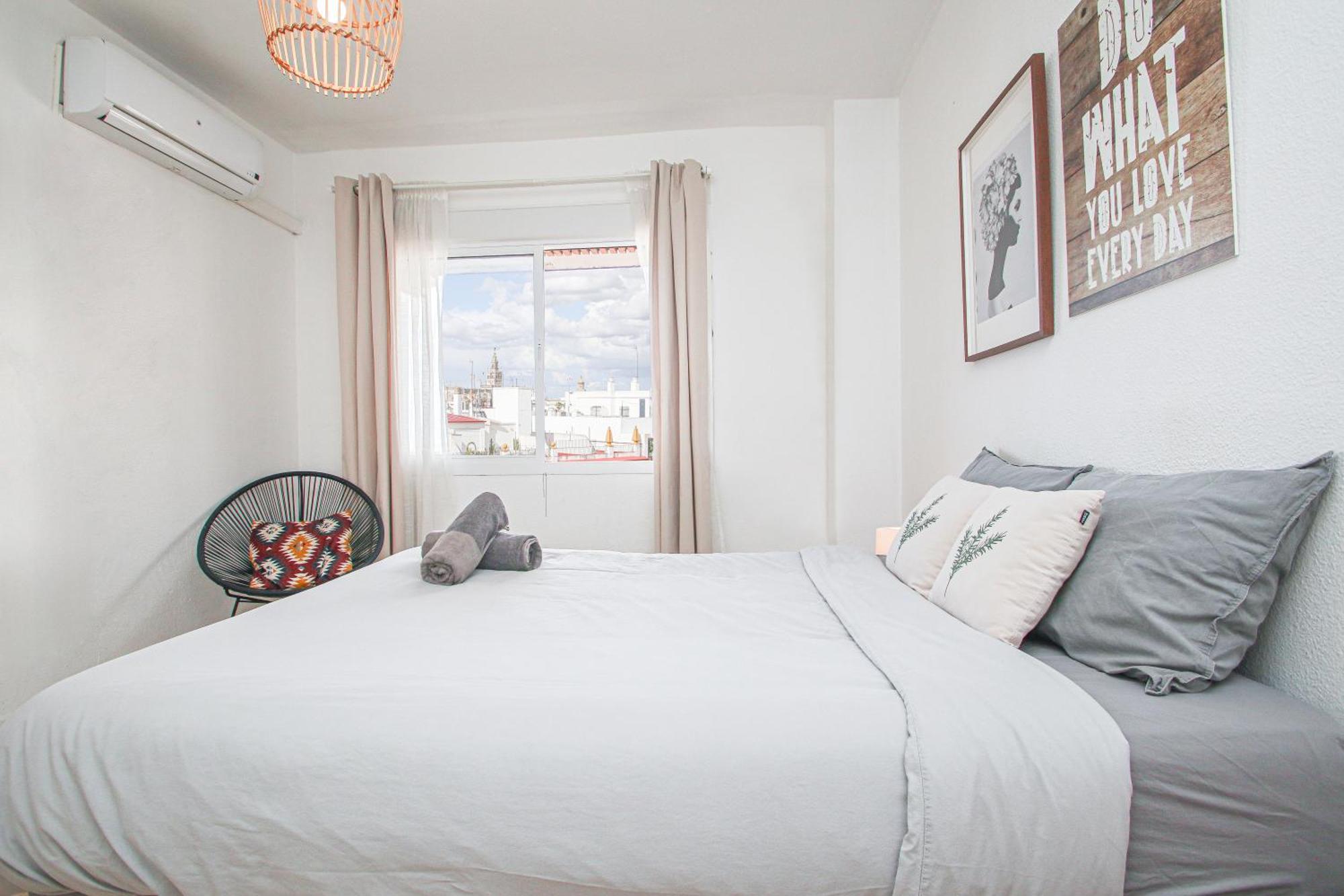 Stunning Apt W Views To Giralda - 15 Minutes Walk Sevilla Eksteriør billede